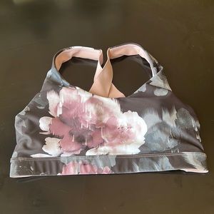 NWT Old Navy medium support sports bra